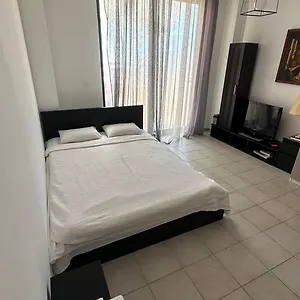 επισκεφθείτε το ξενοδοχείο
